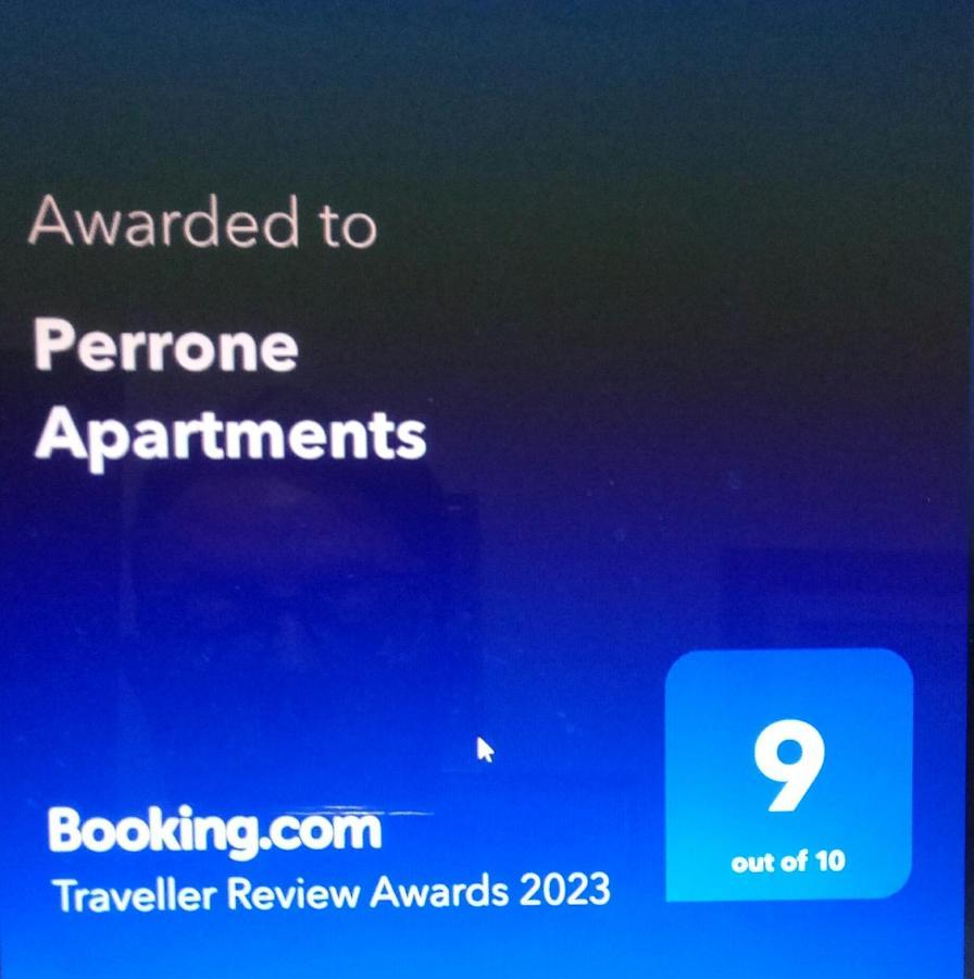 Perrone Apartments ทริกาเซ ภายนอก รูปภาพ